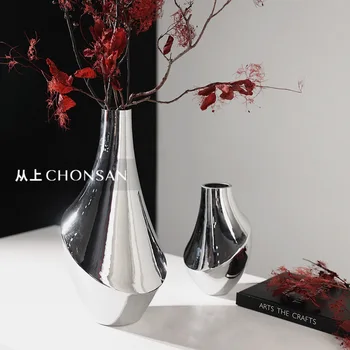 Простая и роскошная ваза из посеребренного стекла в гостиной в скандинавском стиле, композиция, украшение обеденного стола